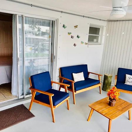 Cozy Home With One Bedroom Cape Coral Exterior photo
